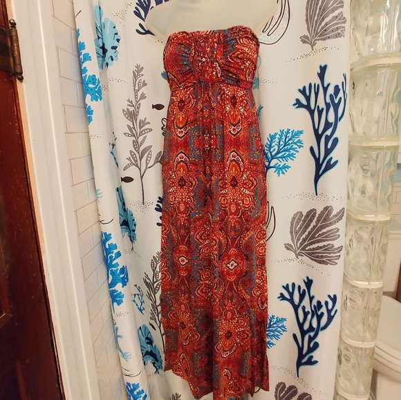 Soma Dresses & Skirts - Soma Boho Strapless Colorful Tapestry Maxi Dress
